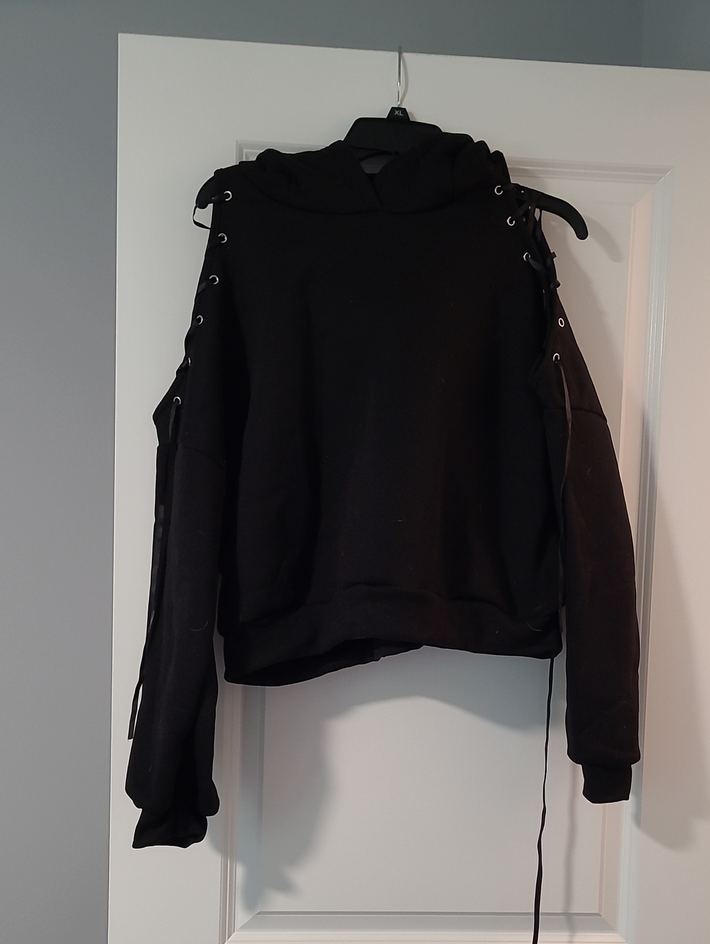 Black Cold-Shoulder Lace-Up Hooded Women's Sweater